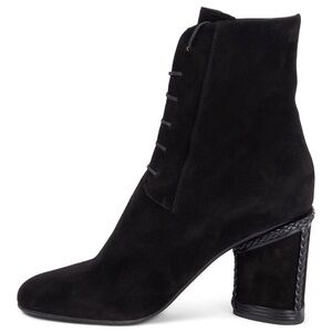 Gorgeous Salvatore Ferragamo Suede lace up boots